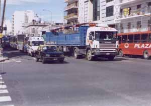 Escenas del trnsito porteo